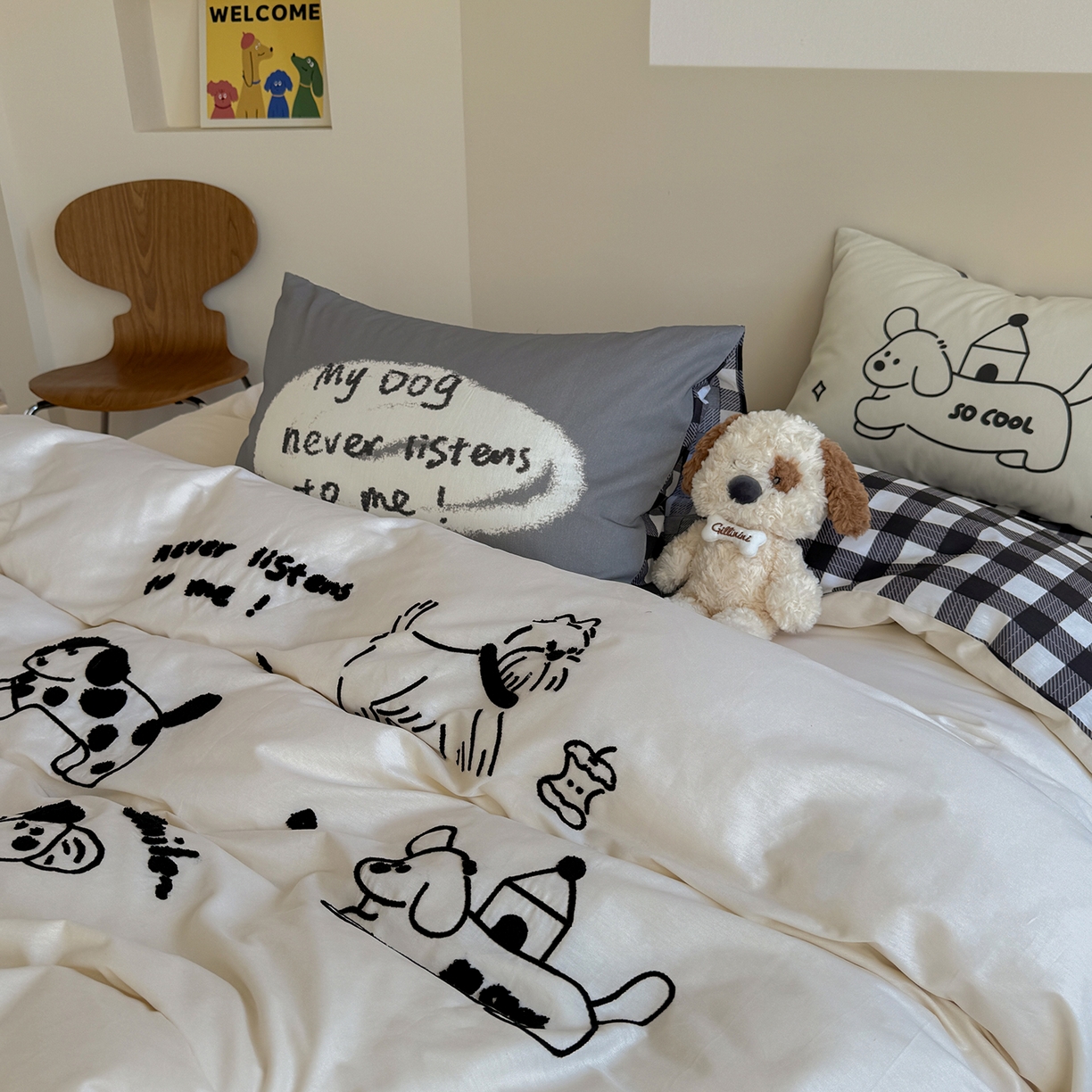 91家纺网 家纺一手货源 找家纺 美乐迪家纺 2025新款全棉毛巾绣绣花四件套 休闲狗狗