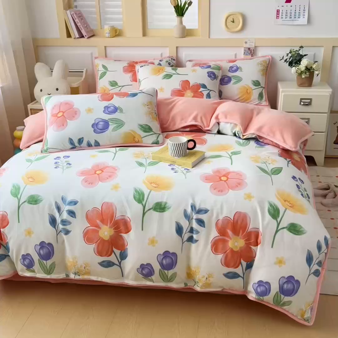 91家纺网 家纺一手货源 找家纺 琪琪阁家纺 2025新款A类全棉纯棉加牛奶绒包边款单被套四件套云梦花都