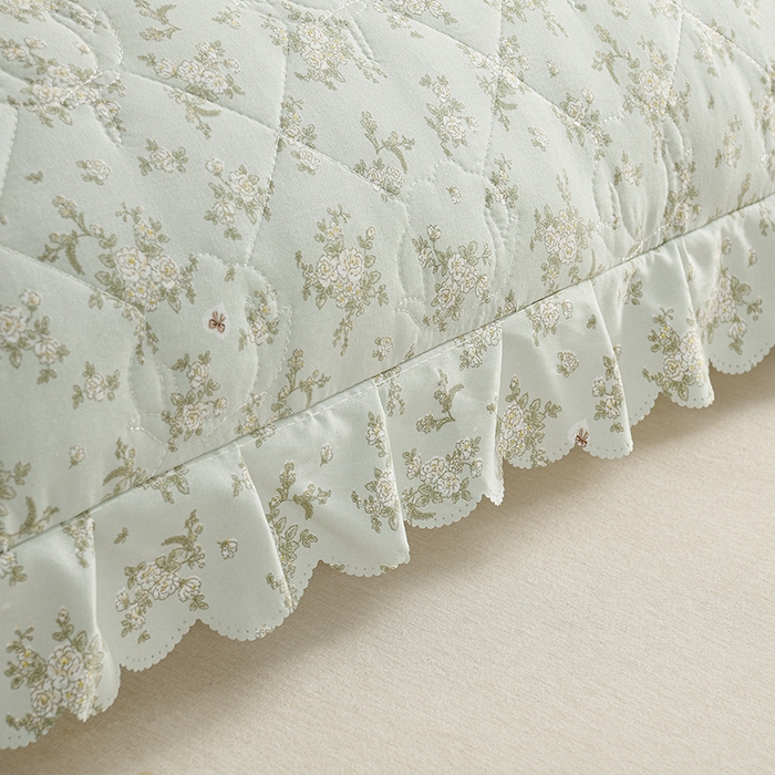 91家纺网 家纺一手货源 找家纺 艾兜坊 2025新款小碎花水洗棉双人枕套 绿野