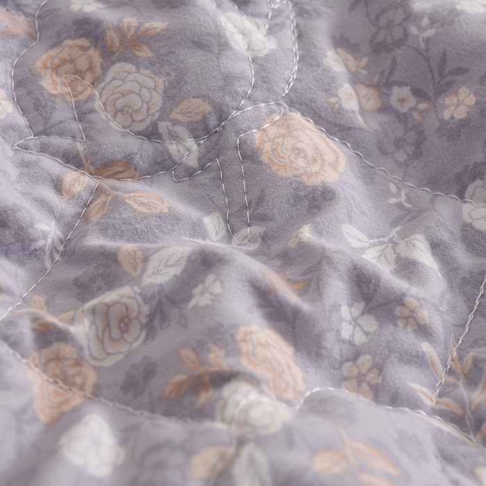 91家纺网 家纺一手货源 找家纺 艾兜坊 2025新款小碎花水洗棉双人枕套 紫薇