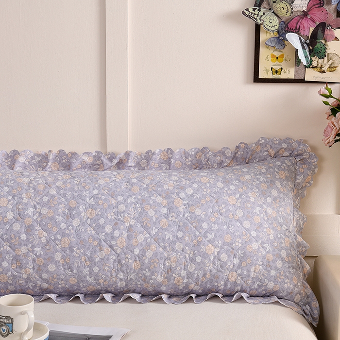 91家纺网 家纺一手货源 找家纺 艾兜坊 2025新款小碎花水洗棉双人枕套 紫薇