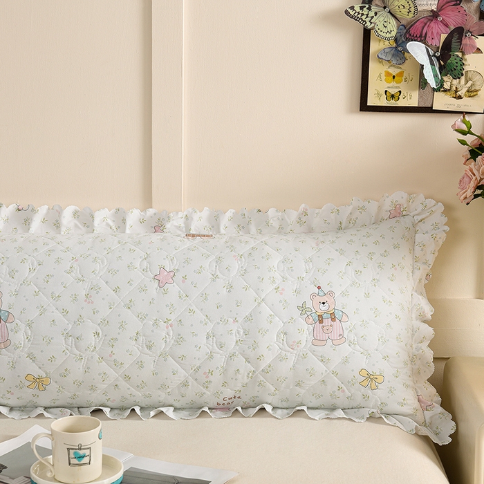 91家纺网 家纺一手货源 找家纺 艾兜坊 2025新款小碎花水洗棉双人枕套 树叶熊