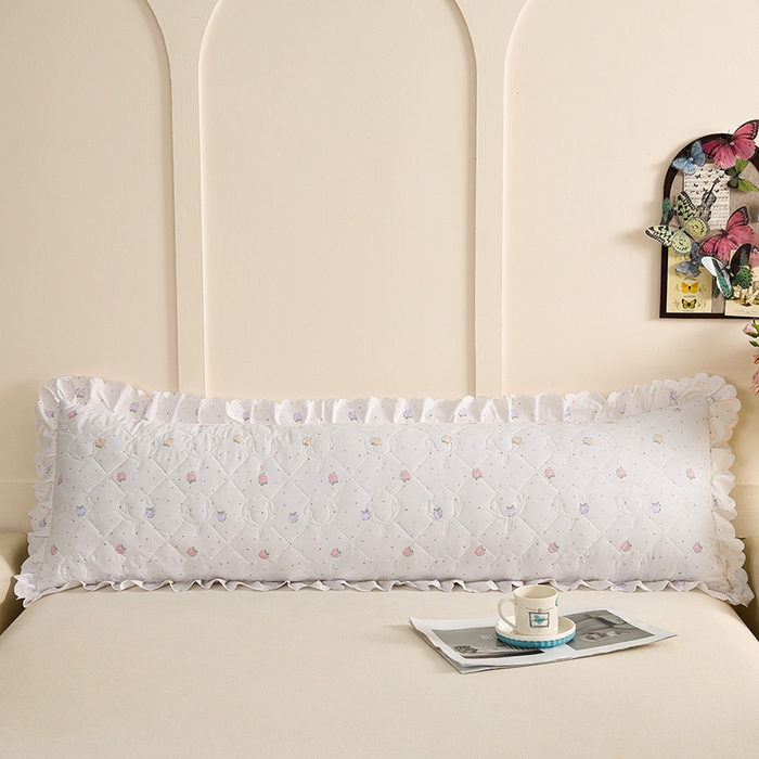 91家纺网 家纺一手货源 找家纺 艾兜坊 2025新款小碎花水洗棉双人枕套 小桃子