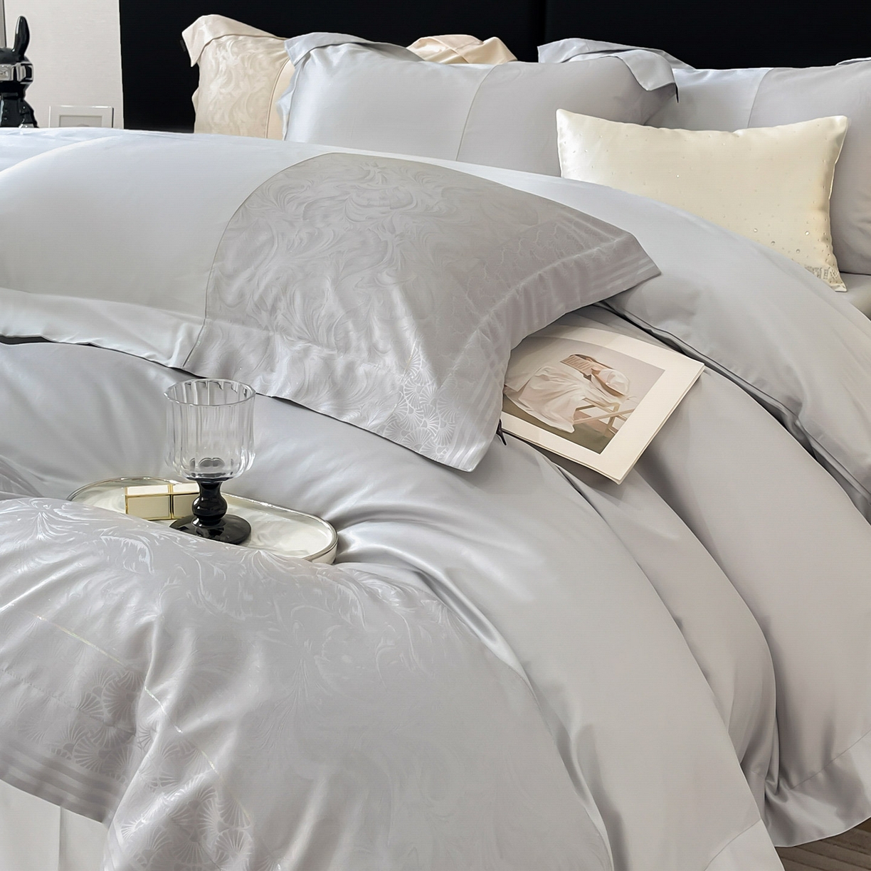 91家纺网 家纺一手货源 找家纺 2025新款高端A类贡缎提花长绒棉四件套纯棉全棉拼接被套纯色被套热款床上用品-南翎 南翎-夜灰