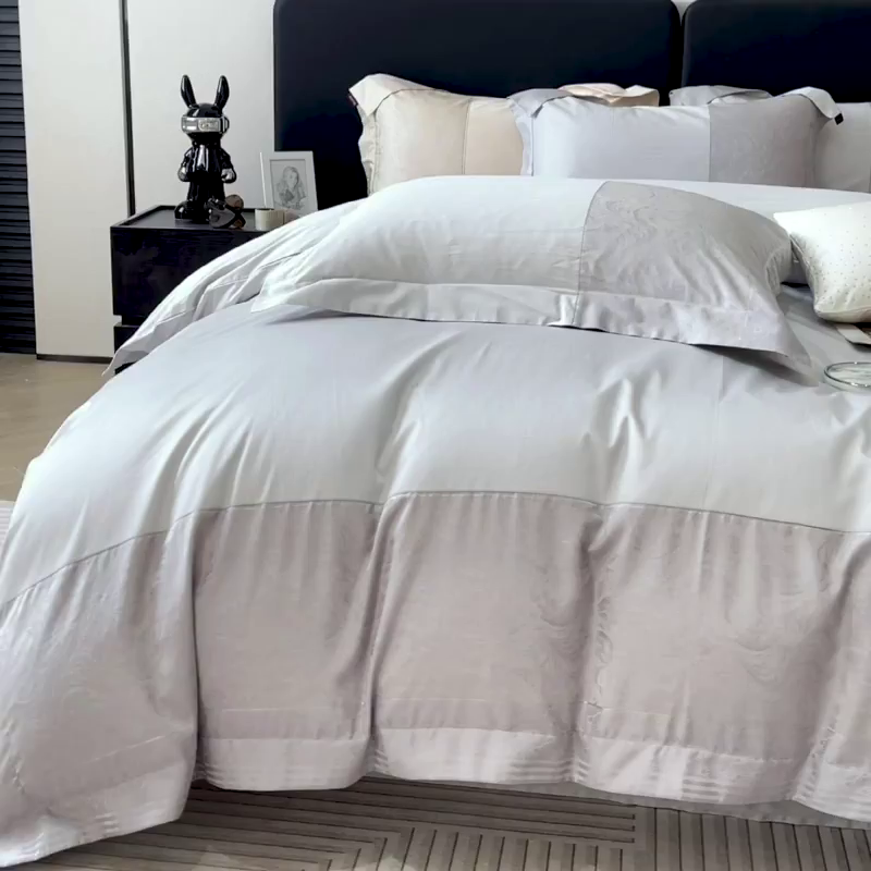 91家纺网 家纺一手货源 找家纺 2025新款高端A类贡缎提花长绒棉四件套纯棉全棉拼接被套纯色被套热款床上用品-南翎 南翎-夜灰