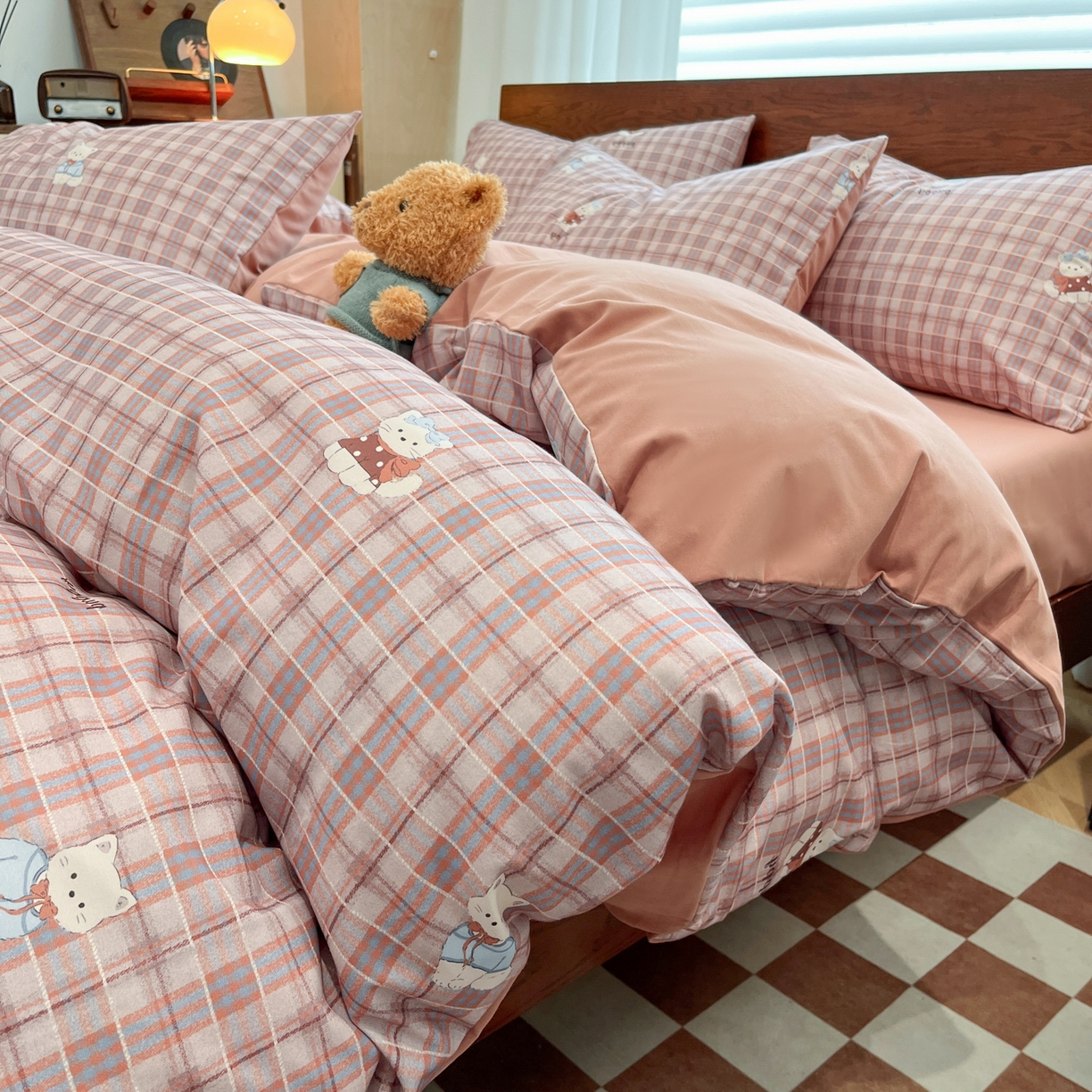 91家纺网 家纺一手货源 找家纺 （总）典曼家纺 2025秋冬新品美拉德卡通磨毛四件套