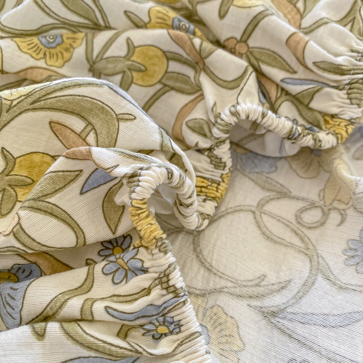 91家纺网 家纺一手货源 找家纺 一比一家纺 2026新款加厚原麻皱皱纱床笠单品床笠单件单床笠 月见