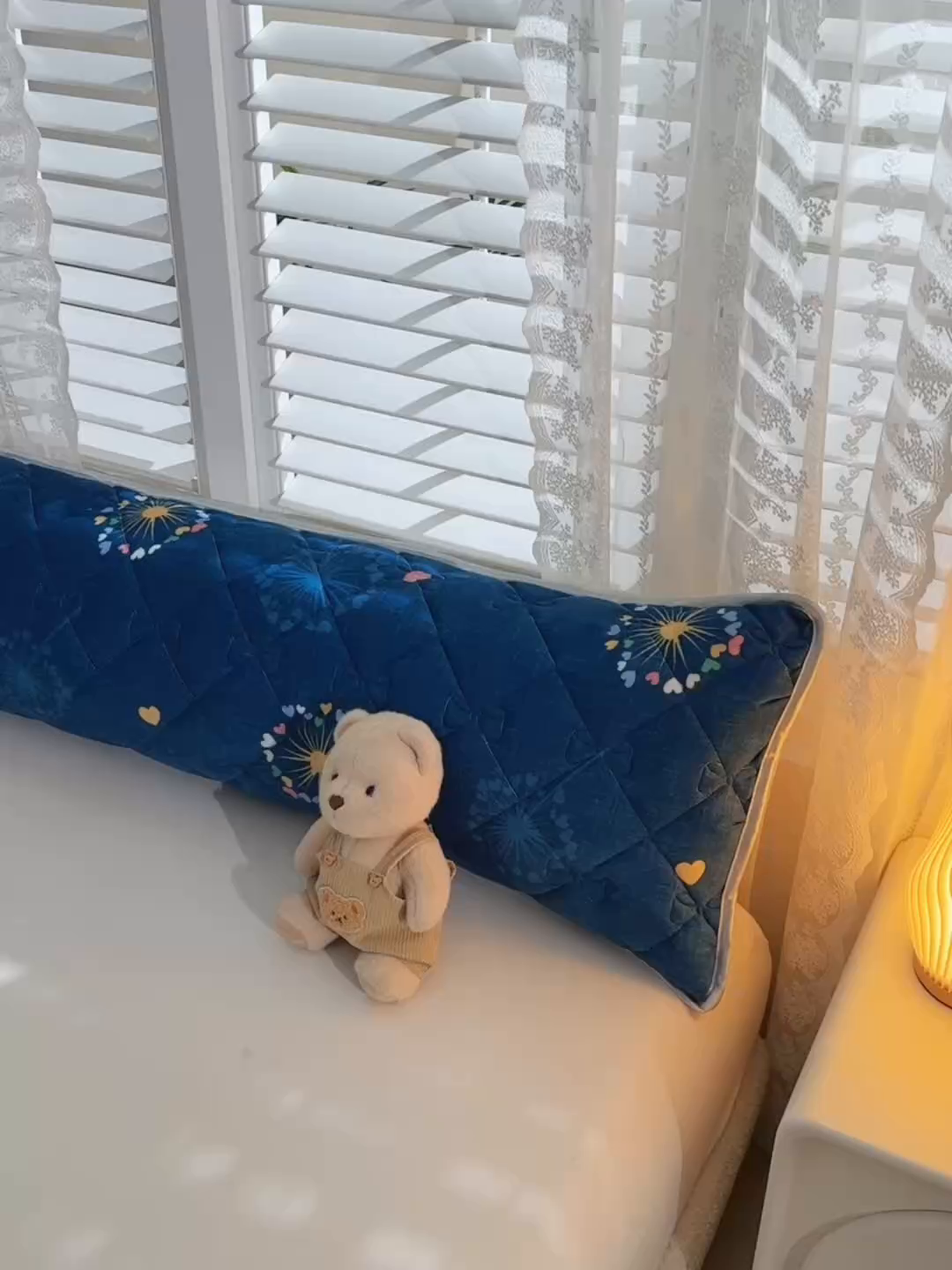 91家纺网 家纺一手货源 找家纺 艾兜坊 2025新款水晶绒双人枕套单品枕套枕套单件 烟花闪耀