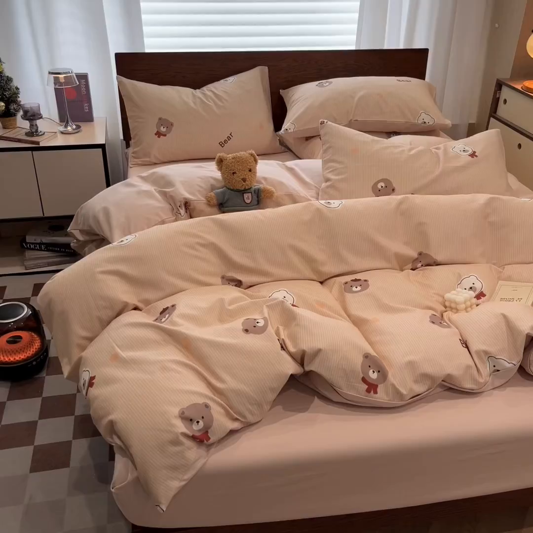 91家纺网 家纺一手货源 找家纺 典曼家纺 2025秋冬新品美拉德卡通磨毛四件套 告白熊