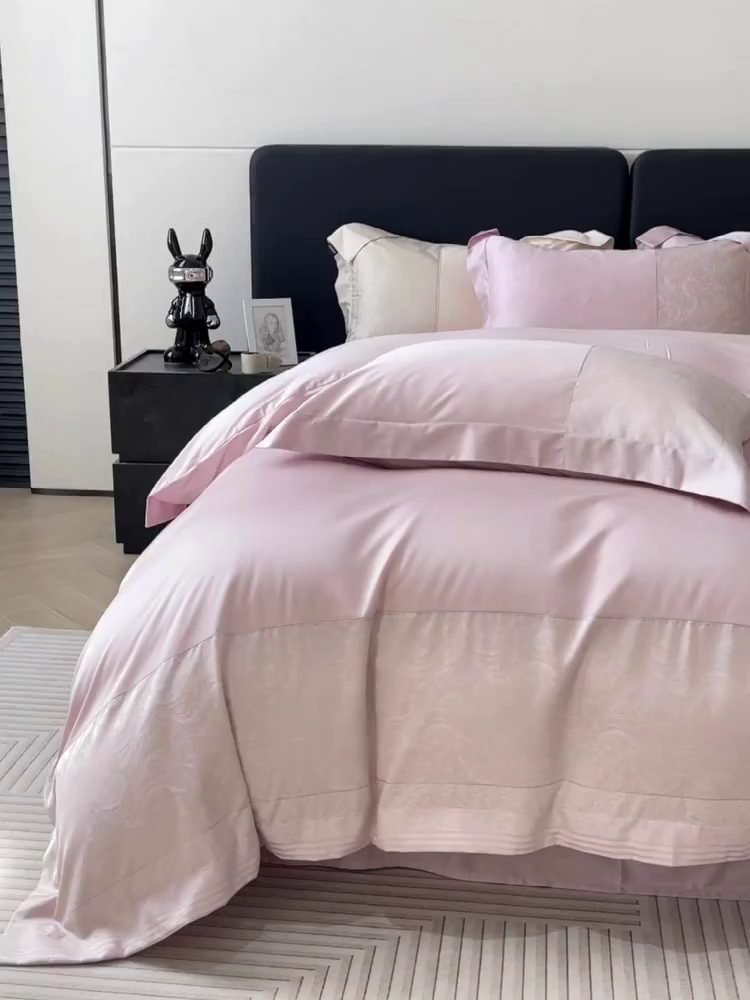 91家纺网 家纺一手货源 找家纺 （总）2025新款高端A类贡缎提花长绒棉四件套纯棉全棉拼接被套纯色被套爆款床上用品-南翎