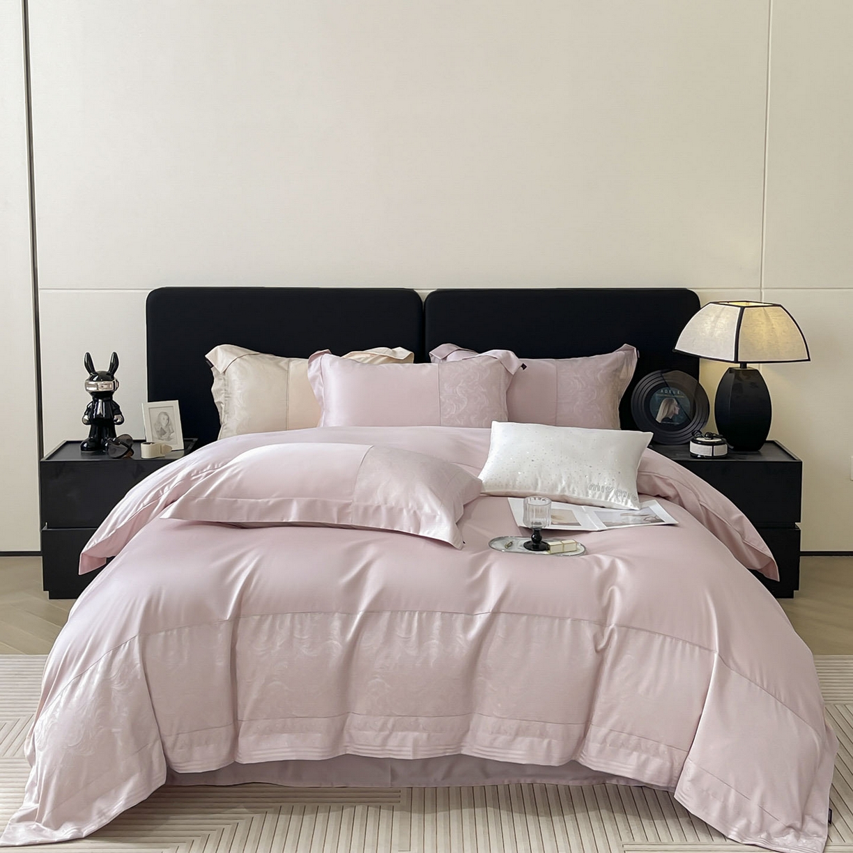 91家纺网 家纺一手货源 找家纺 （总）2025新款高端A类贡缎提花长绒棉四件套纯棉全棉拼接被套纯色被套爆款床上用品-南翎