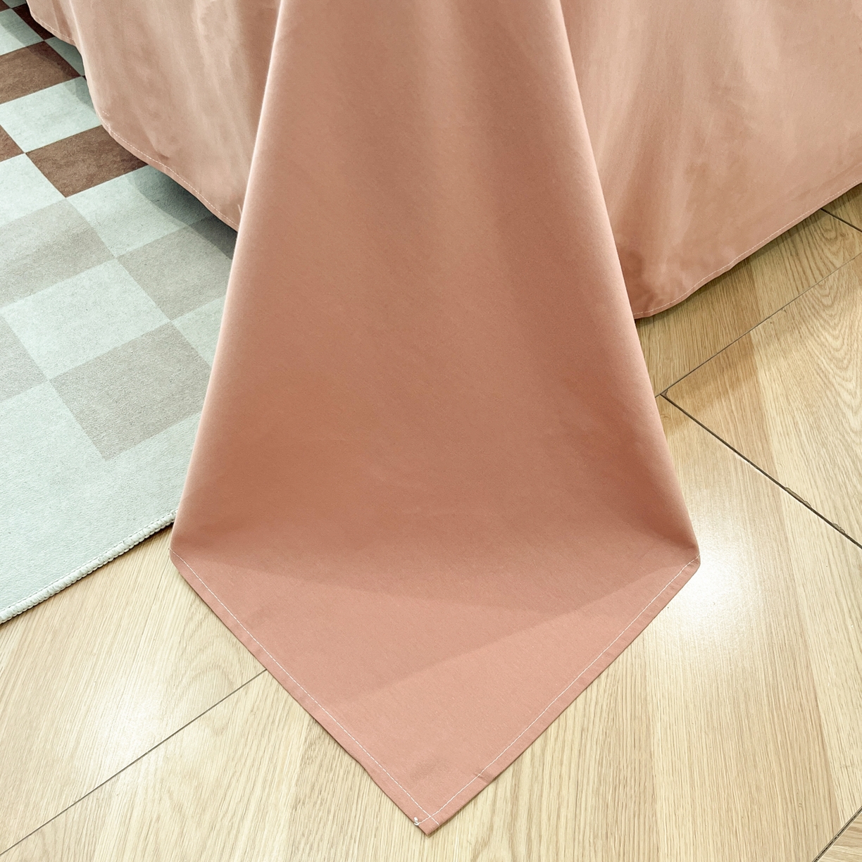 91家纺网 家纺一手货源 找家纺 典曼家纺 2025秋冬新品美拉德卡通磨毛四件套 甜酷猫猫