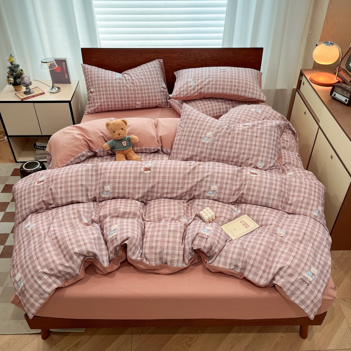 91家纺网 家纺一手货源 找家纺 典曼家纺 2025秋冬新品美拉德卡通磨毛四件套 甜酷猫猫