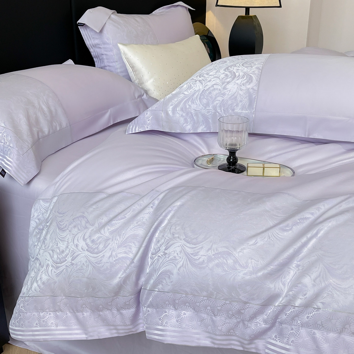 91家纺网 家纺一手货源 找家纺 2025新款高端A类贡缎提花长绒棉四件套纯棉全棉拼接被套纯色被套爆款床上用品-南翎 南翎-黛紫