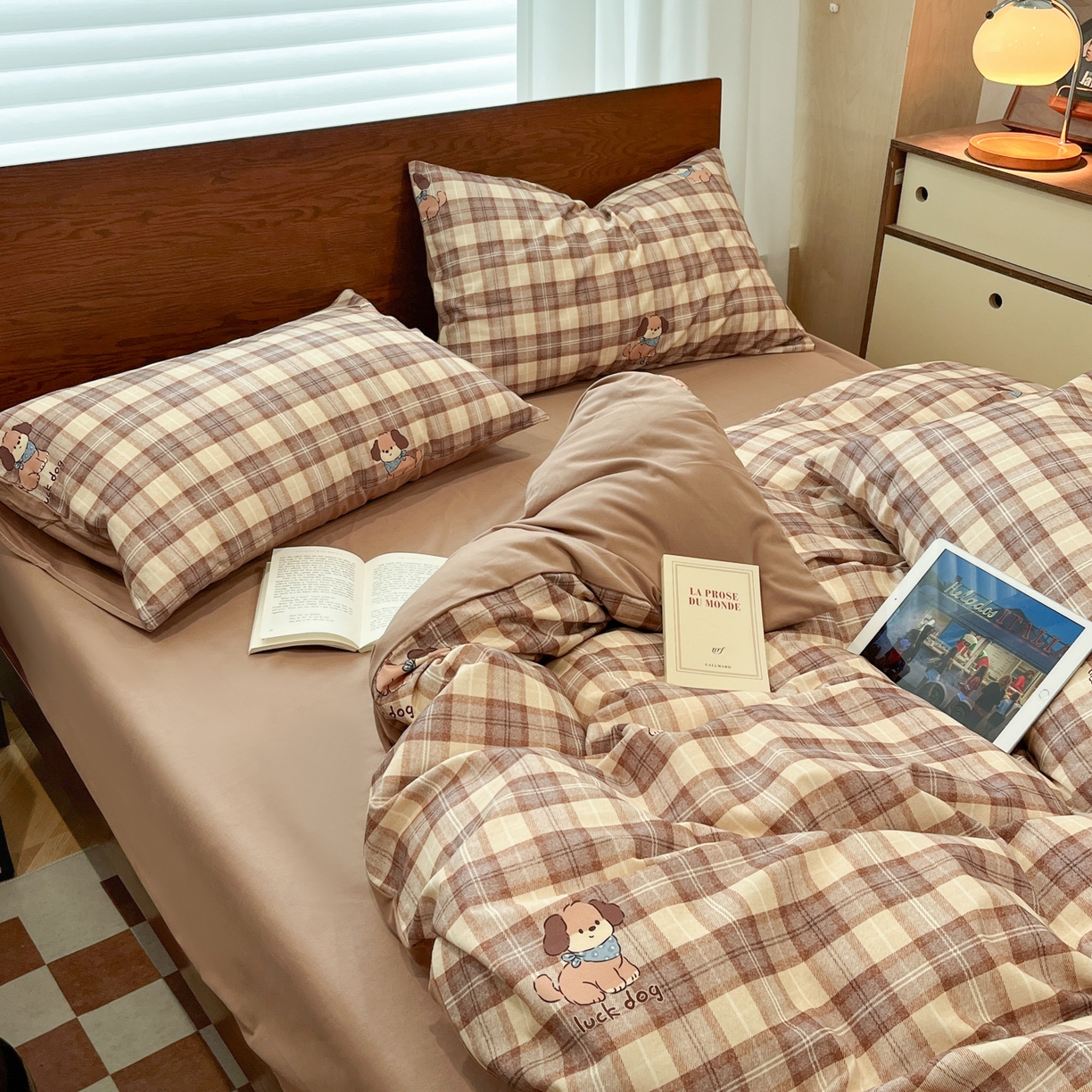 91家纺网 家纺一手货源 找家纺 典曼家纺 2025秋冬新品美拉德卡通磨毛四件套 童趣