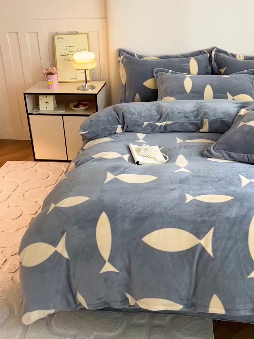 91家纺网 家纺一手货源 找家纺 （总）富馨莱 2025新款牛奶绒印花四件套240克面料支持一件定制尺寸