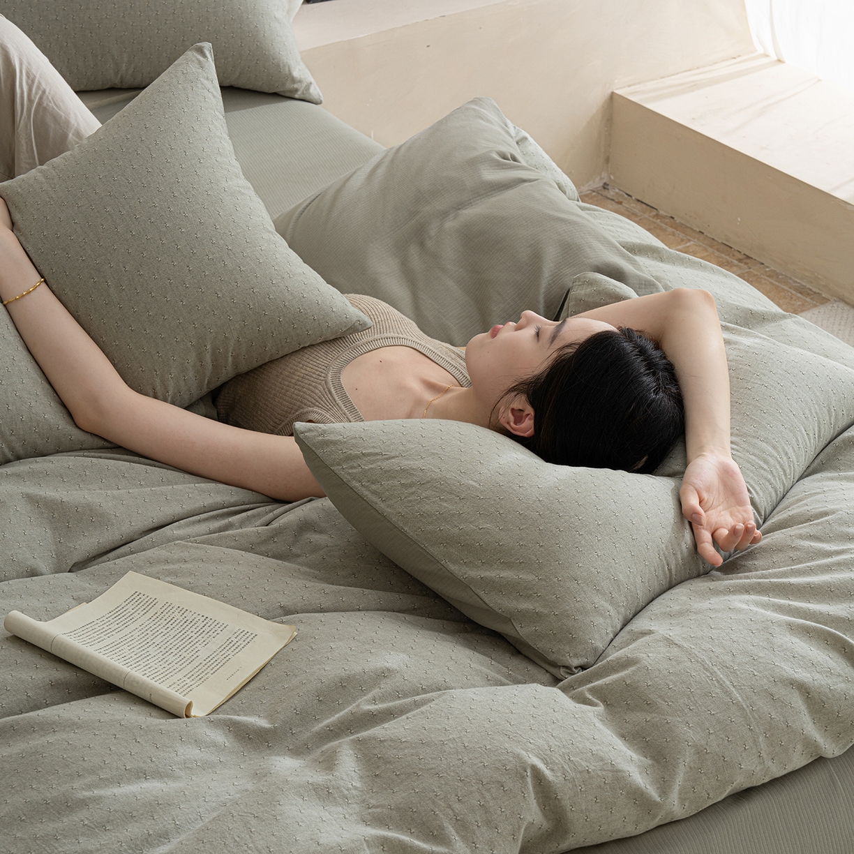 91家纺网 家纺一手货源 找家纺 典曼家纺 2025秋冬新品棉麻提花磨毛四件套-云缦系列 云缦-绿