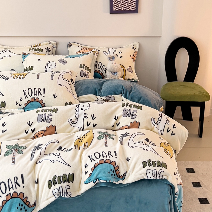 91家纺网 家纺一手货源 找家纺 富馨莱 2025新款牛奶绒印花四件套240克面料支持一件定制尺寸 恐龙世界