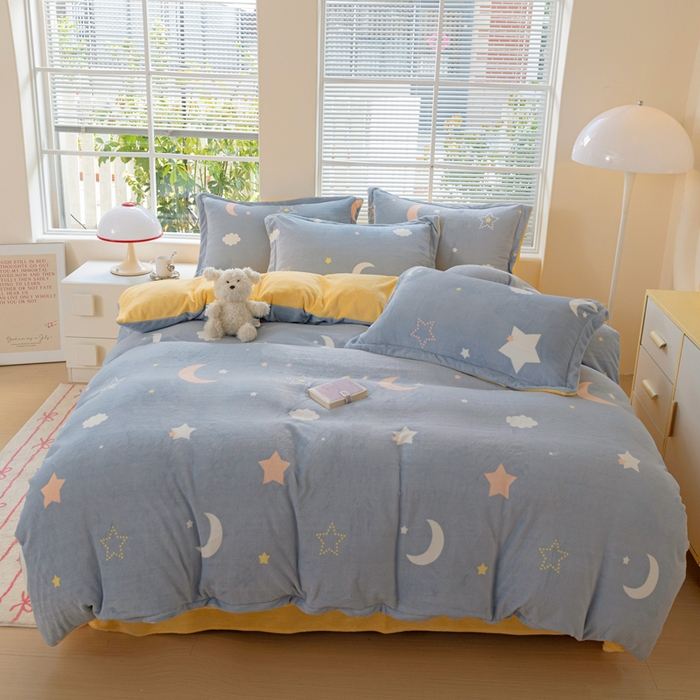 91家纺网 家纺一手货源 找家纺 富馨莱 2025新款牛奶绒印花四件套240克面料支持一件定制尺寸 梦幻星空