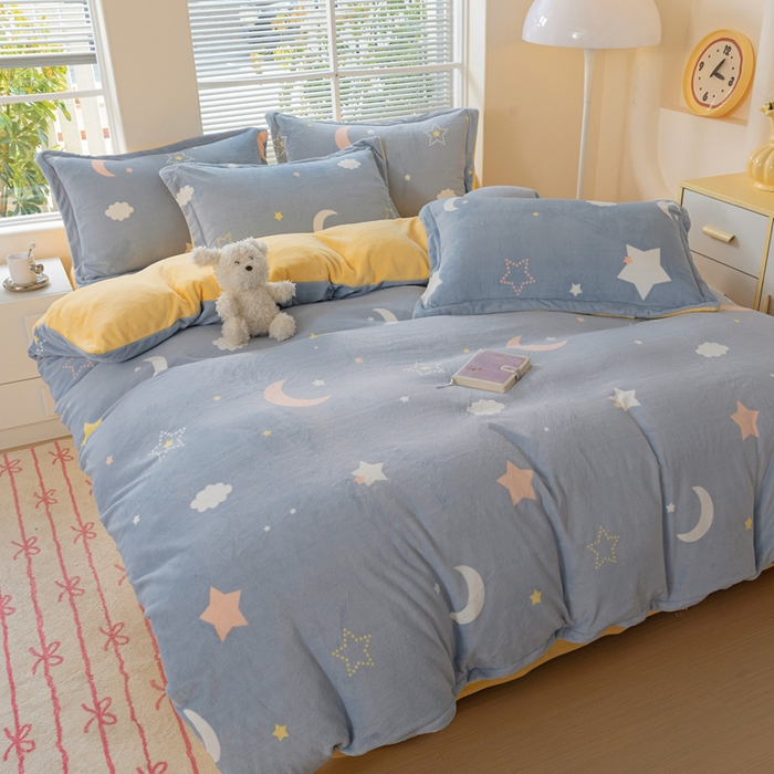 91家纺网 家纺一手货源 找家纺 富馨莱 2025新款牛奶绒印花四件套240克面料支持一件定制尺寸 梦幻星空