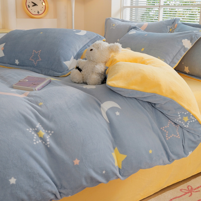 91家纺网 家纺一手货源 找家纺 富馨莱 2025新款牛奶绒印花四件套240克面料支持一件定制尺寸 梦幻星空