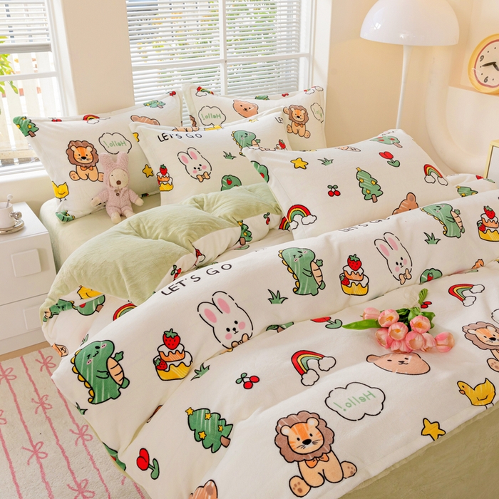 91家纺网 家纺一手货源 找家纺 富馨莱 2025新款牛奶绒印花四件套240克面料支持一件定制尺寸 森林派对