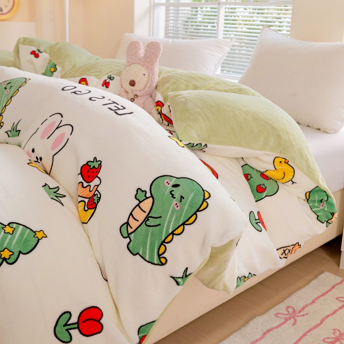 91家纺网 家纺一手货源 找家纺 富馨莱 2025新款牛奶绒印花四件套240克面料支持一件定制尺寸 森林派对