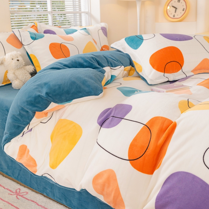 91家纺网 家纺一手货源 找家纺 富馨莱 2025新款牛奶绒印花四件套240克面料支持一件定制尺寸 雨花石