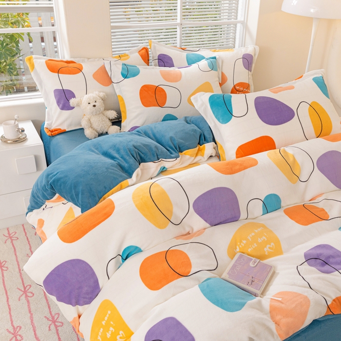 91家纺网 家纺一手货源 找家纺 富馨莱 2025新款牛奶绒印花四件套240克面料支持一件定制尺寸 雨花石