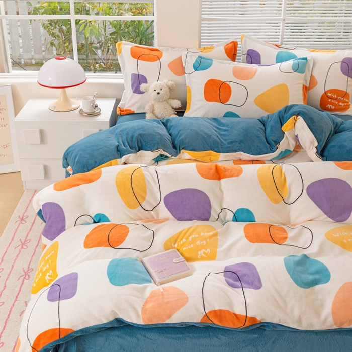 91家纺网 家纺一手货源 找家纺 富馨莱 2025新款牛奶绒印花四件套240克面料支持一件定制尺寸 雨花石