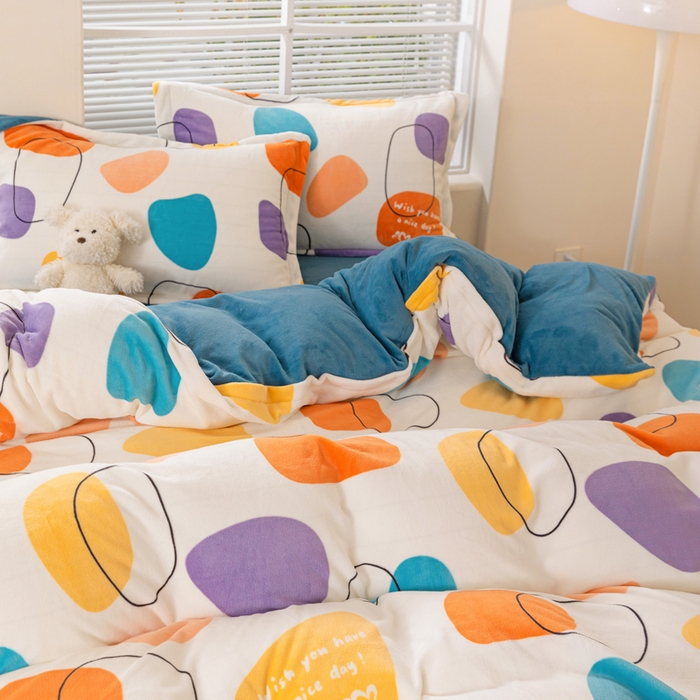 91家纺网 家纺一手货源 找家纺 富馨莱 2025新款牛奶绒印花四件套240克面料支持一件定制尺寸 雨花石