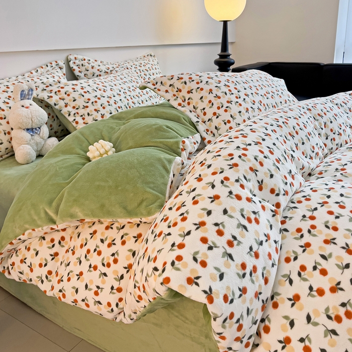 91家纺网 家纺一手货源 找家纺 富馨莱 2025新款牛奶绒印花四件套240克面料支持一件定制尺寸 遇见