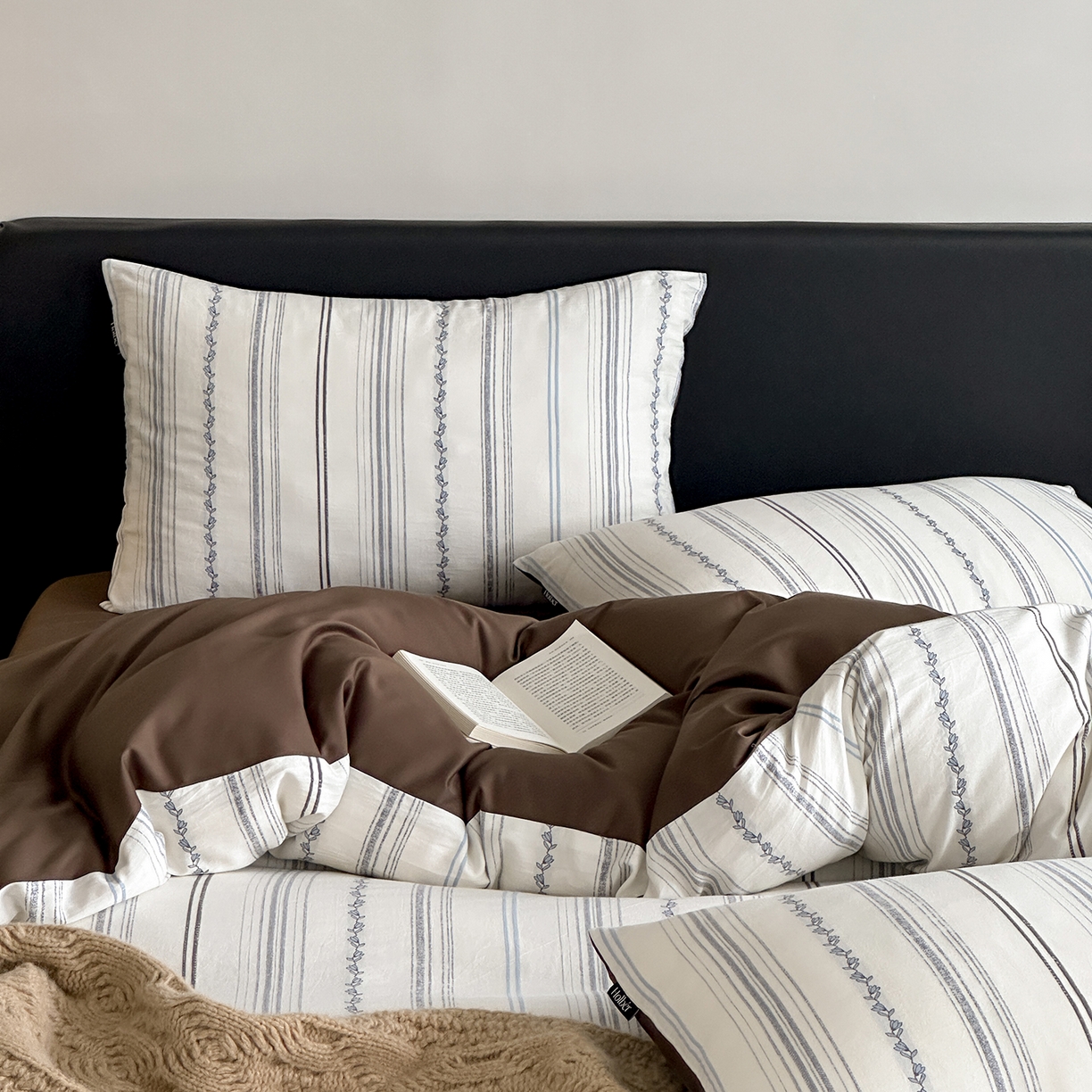 91家纺网 家纺一手货源 找家纺 （总）赫帛 2025新款60支全棉色织剪花水洗棉四件套-涧秋