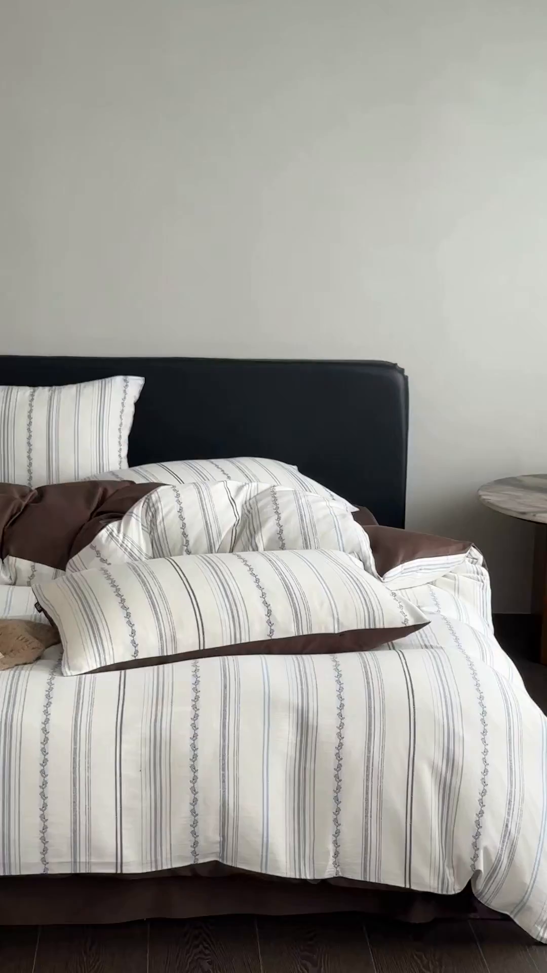 91家纺网 家纺一手货源 找家纺 （总）赫帛 2025新款60支全棉色织剪花水洗棉四件套-涧秋