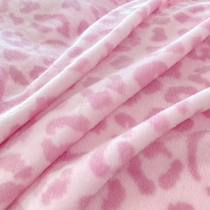 91家纺网 家纺一手货源 找家纺 尚美 2025新款豆豆绒牛奶绒大花边床盖四件套（床盖花边随机） 粉豹纹