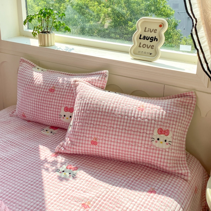 91家纺网 家纺一手货源 找家纺 尚美 2025新款豆豆绒牛奶绒大花边床盖四件套（床盖花边随机） 凯迪猫粉