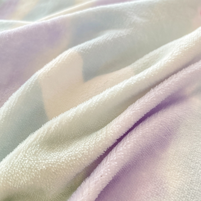 91家纺网 家纺一手货源 找家纺 尚美 2025新款豆豆绒牛奶绒大花边床盖四件套（床盖花边随机） 七彩虹