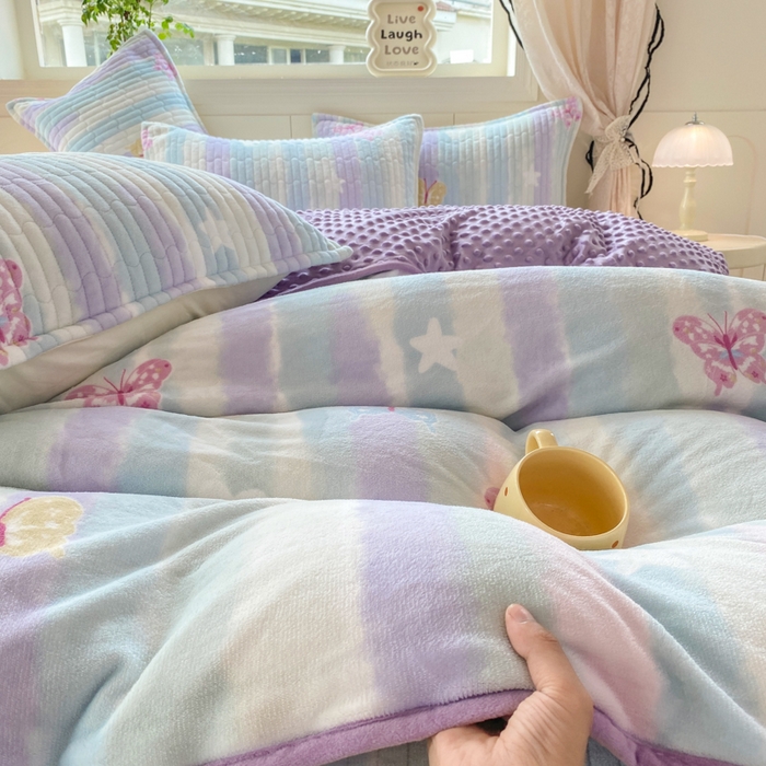 91家纺网 家纺一手货源 找家纺 尚美 2025新款豆豆绒牛奶绒大花边床盖四件套（床盖花边随机） 七彩虹