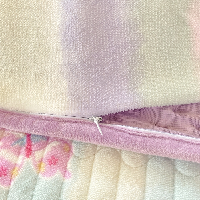 91家纺网 家纺一手货源 找家纺 尚美 2025新款豆豆绒牛奶绒大花边床盖四件套（床盖花边随机） 七彩虹