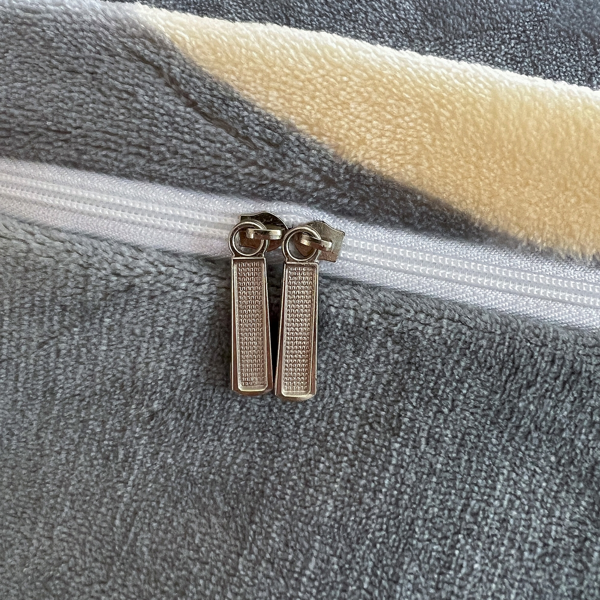 91家纺网 家纺一手货源 找家纺 （总）富馨莱 2025新款牛奶绒印花单件被套240克面料支持一件定制尺寸