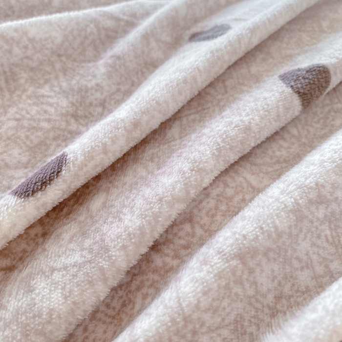 91家纺网 家纺一手货源 找家纺 尚美 2025新款豆豆绒牛奶绒大花边床盖四件套（床盖花边随机） 叶麦心