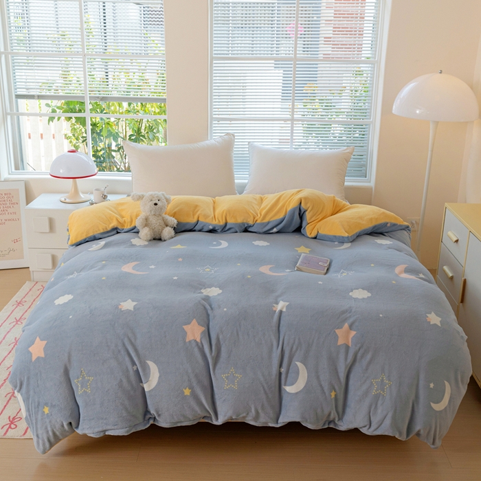 91家纺网 家纺一手货源 找家纺 （总）富馨莱 2025新款牛奶绒印花单件被套240克面料支持一件定制尺寸