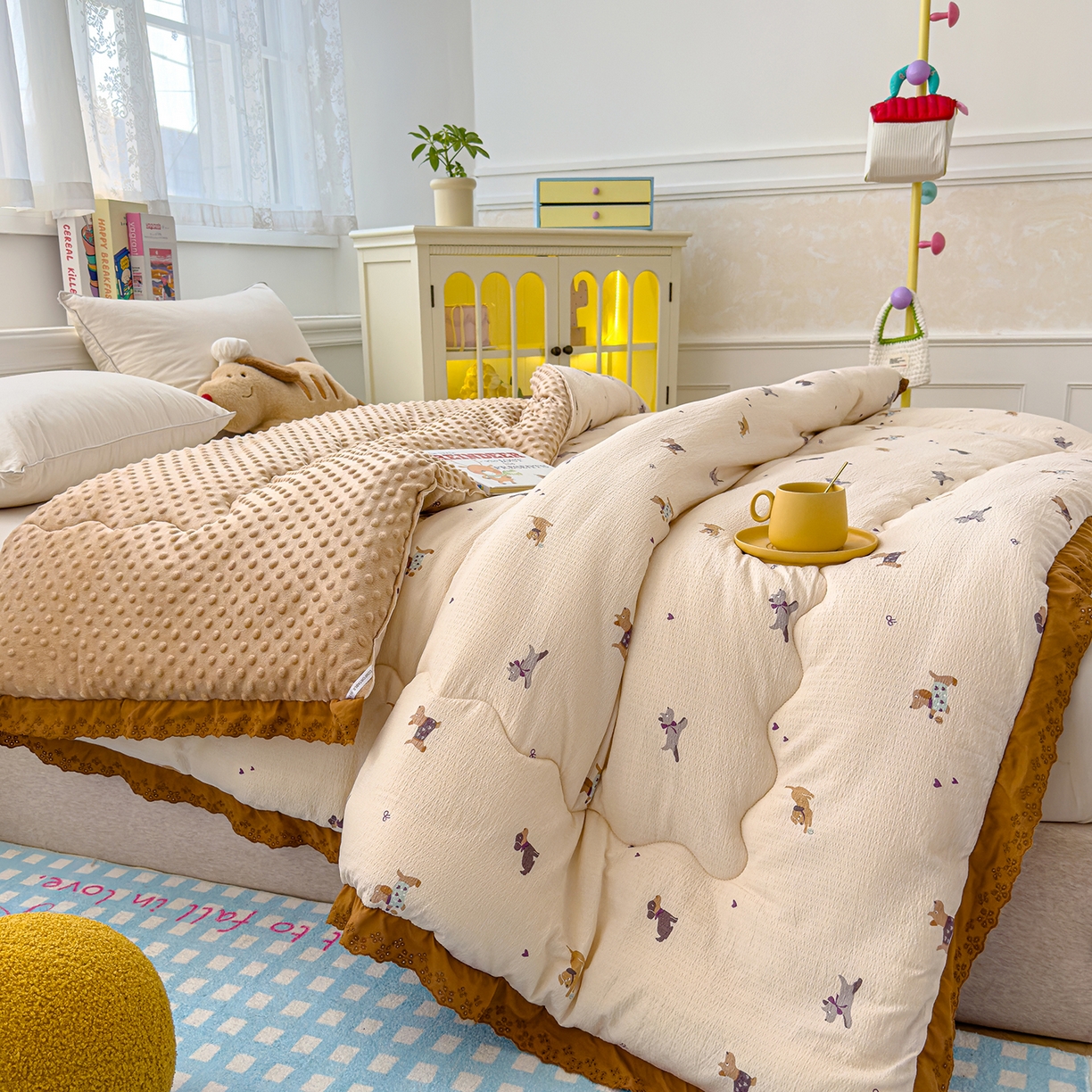 91家纺网 家纺一手货源 找家纺 芯恋家居 2025新款A类提花韩版花边豆豆冬被被子春秋被芯大豆被豆豆被 狗乐园