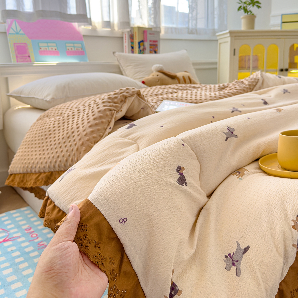 91家纺网 家纺一手货源 找家纺 芯恋家居 2025新款A类提花韩版花边豆豆冬被被子春秋被芯大豆被豆豆被 狗乐园