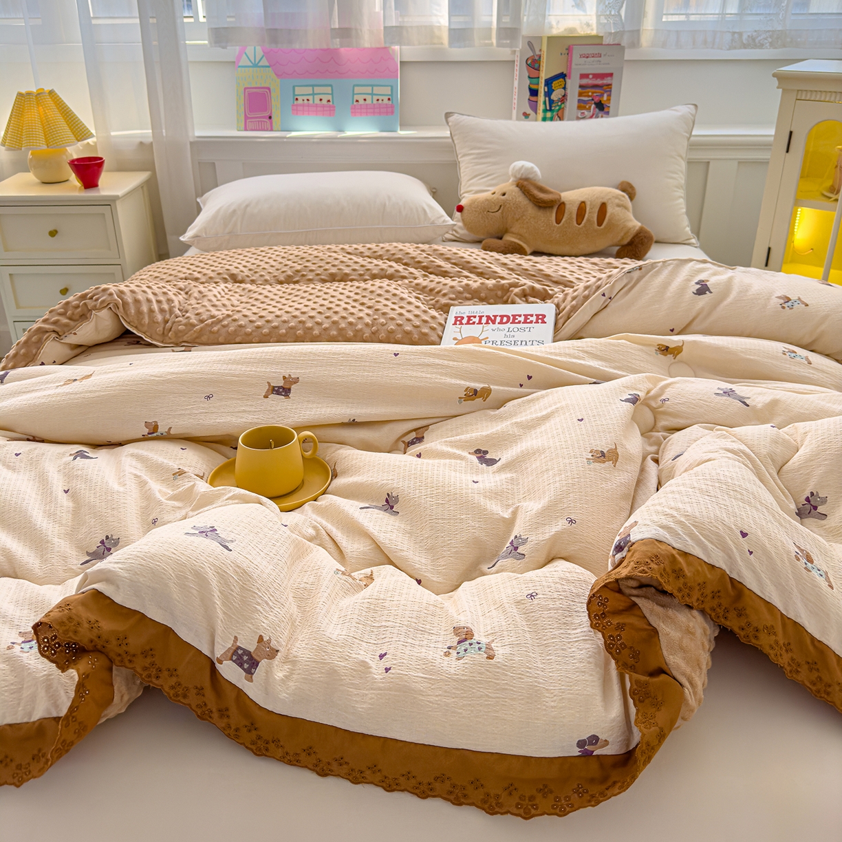 91家纺网 家纺一手货源 找家纺 芯恋家居 2025新款A类提花韩版花边豆豆冬被被子春秋被芯大豆被豆豆被 狗乐园