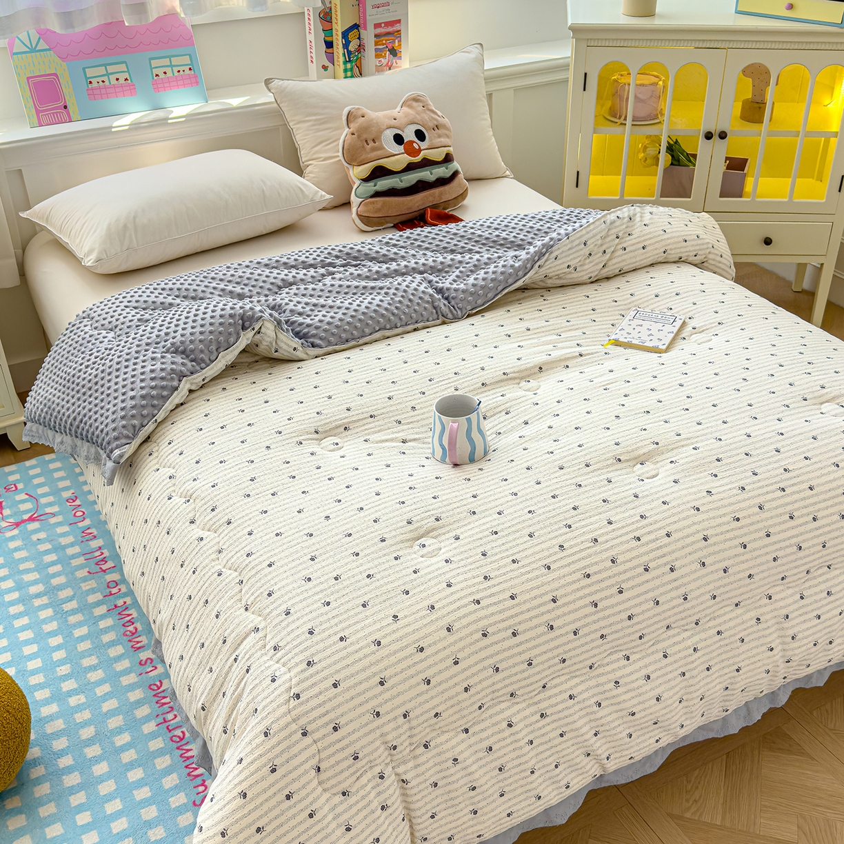 91家纺网 家纺一手货源 找家纺 芯恋家居 2025新款A类提花韩版花边豆豆冬被被子春秋被芯大豆被豆豆被 星芒小筑