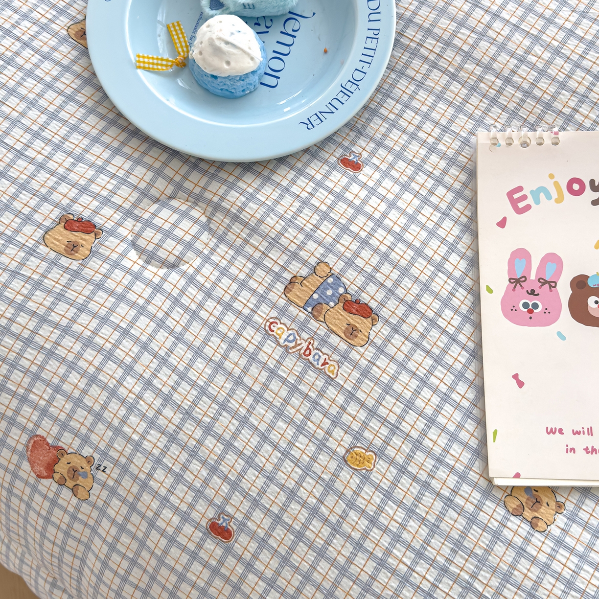 91家纺网 家纺一手货源 找家纺 芯恋家居 2025新款A类提花韩版花边豆豆冬被被子春秋被芯大豆被豆豆被 卡皮巴拉