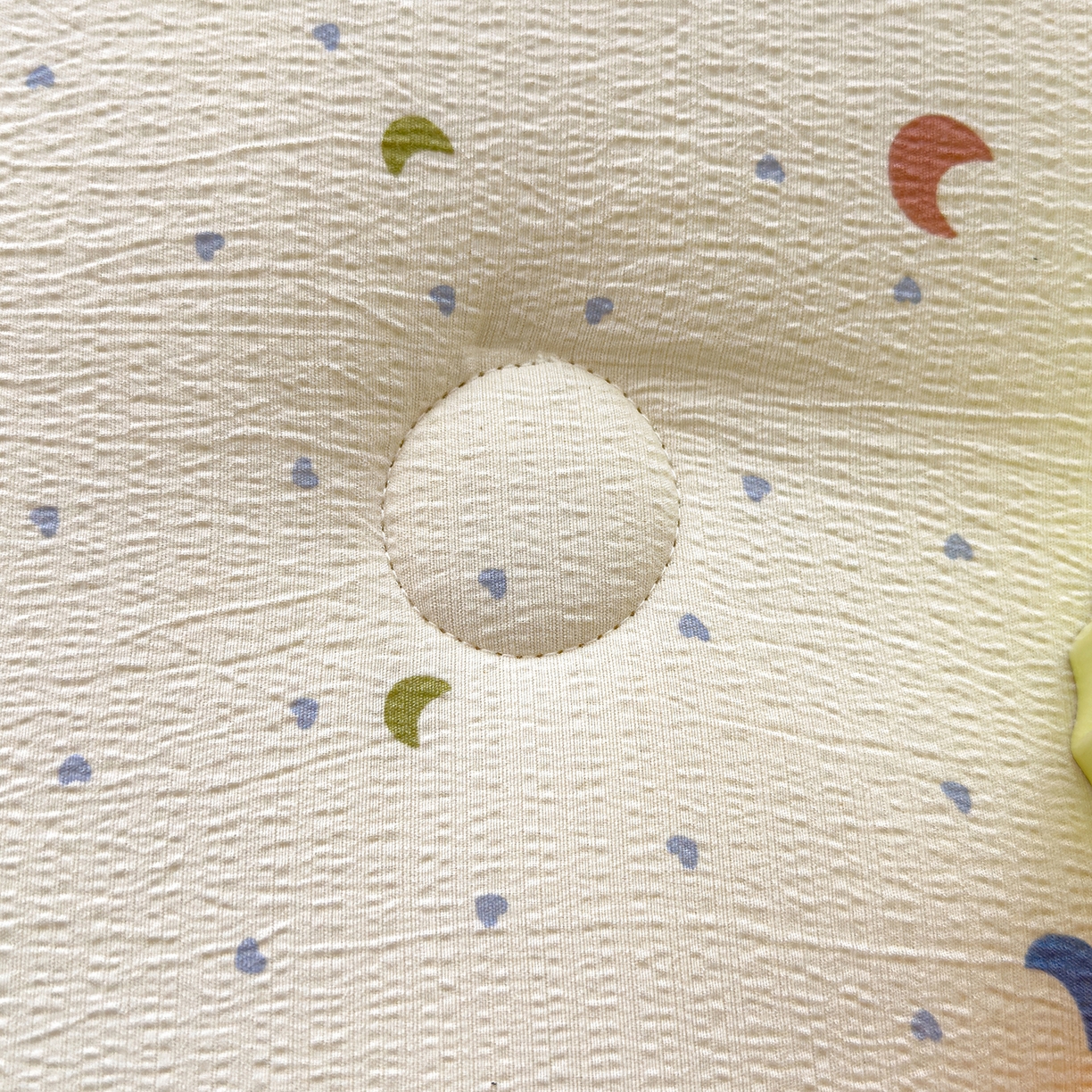 91家纺网 家纺一手货源 找家纺 芯恋家居 2025新款A类提花韩版花边豆豆冬被被子春秋被芯大豆被豆豆被 小弯月