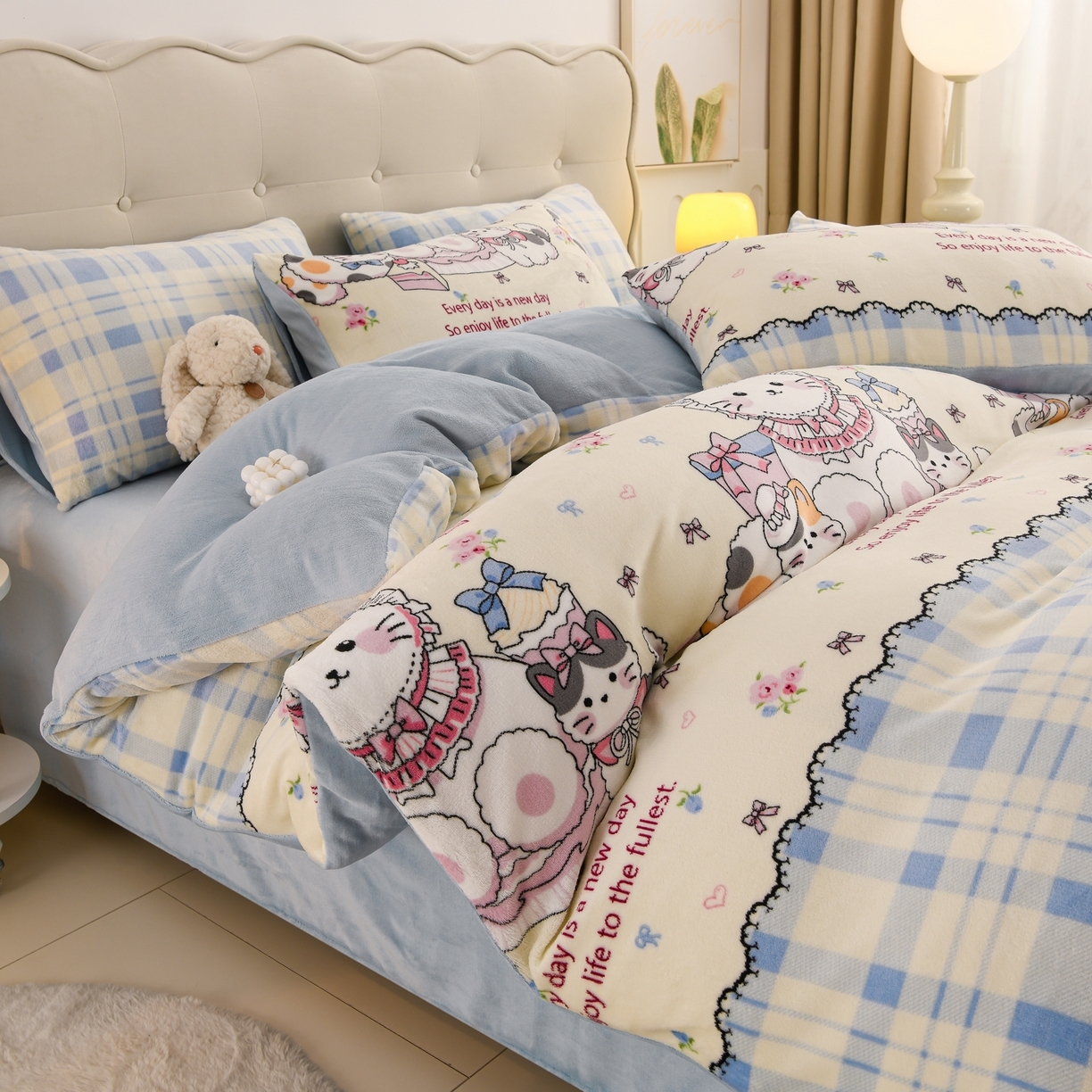 91家纺网 家纺一手货源 找家纺 （总）紫月轩家纺 2025新款牛奶绒雕花四件套