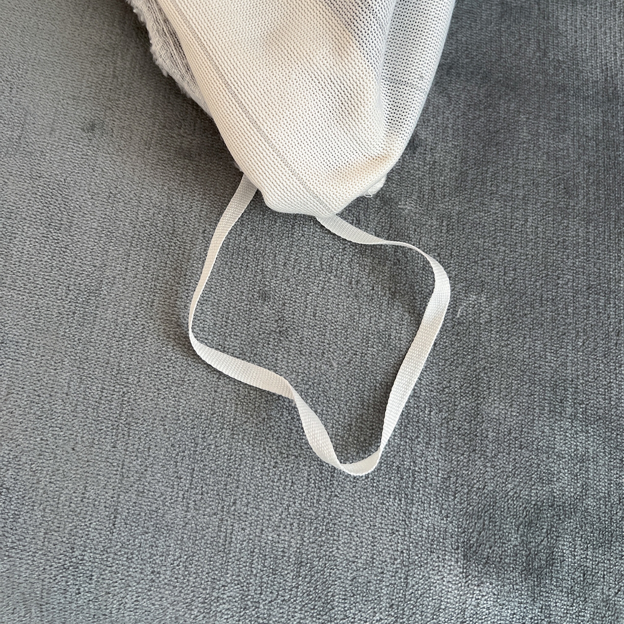 91家纺网 家纺一手货源 找家纺 富馨莱 2025新款牛奶绒印花单件被套240克面料支持一件定制尺寸 布朗灰